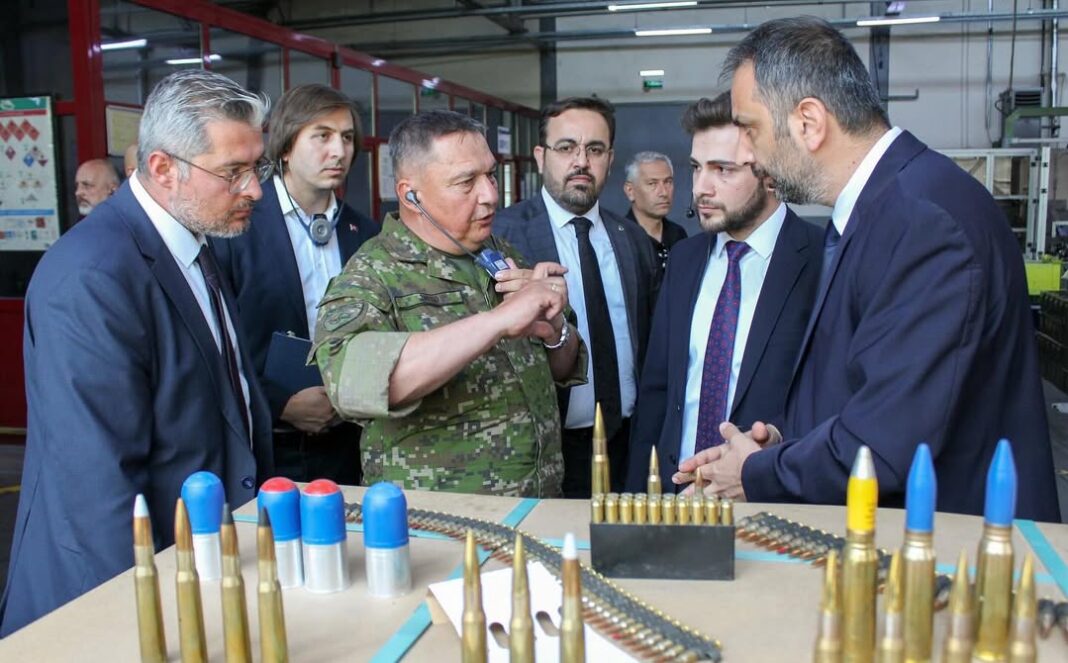 Slovakya Savunma Heyetinden Türk Savunma Sanayi Şirketine Üst Düzey Ziyaret (4)