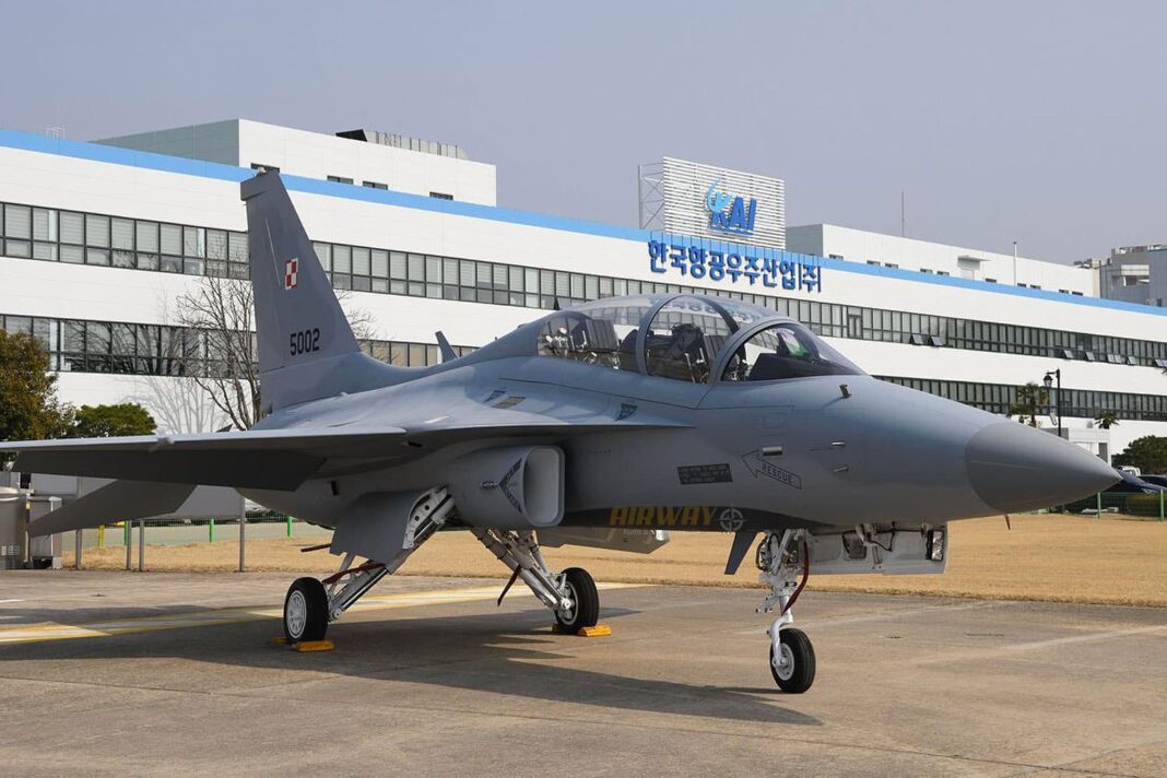 FA-50 savaş uçakları