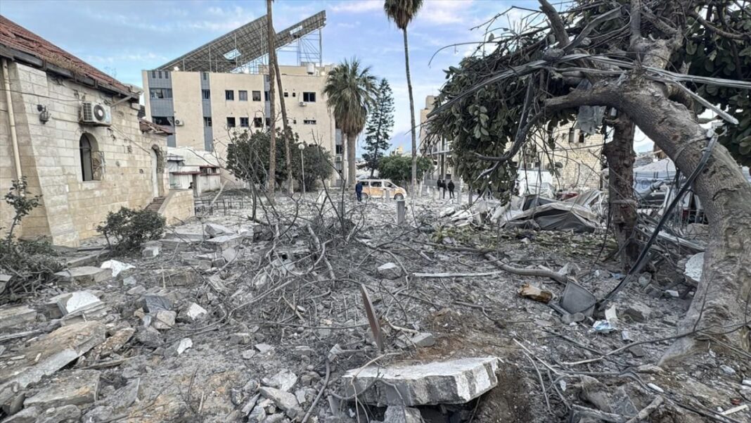 gazzede hastane vuruldu gazzede hastane vuruldu