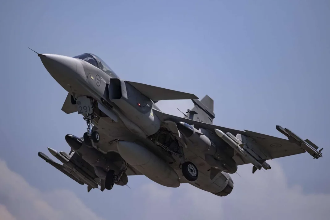 Gripen E Savaş Uçağı