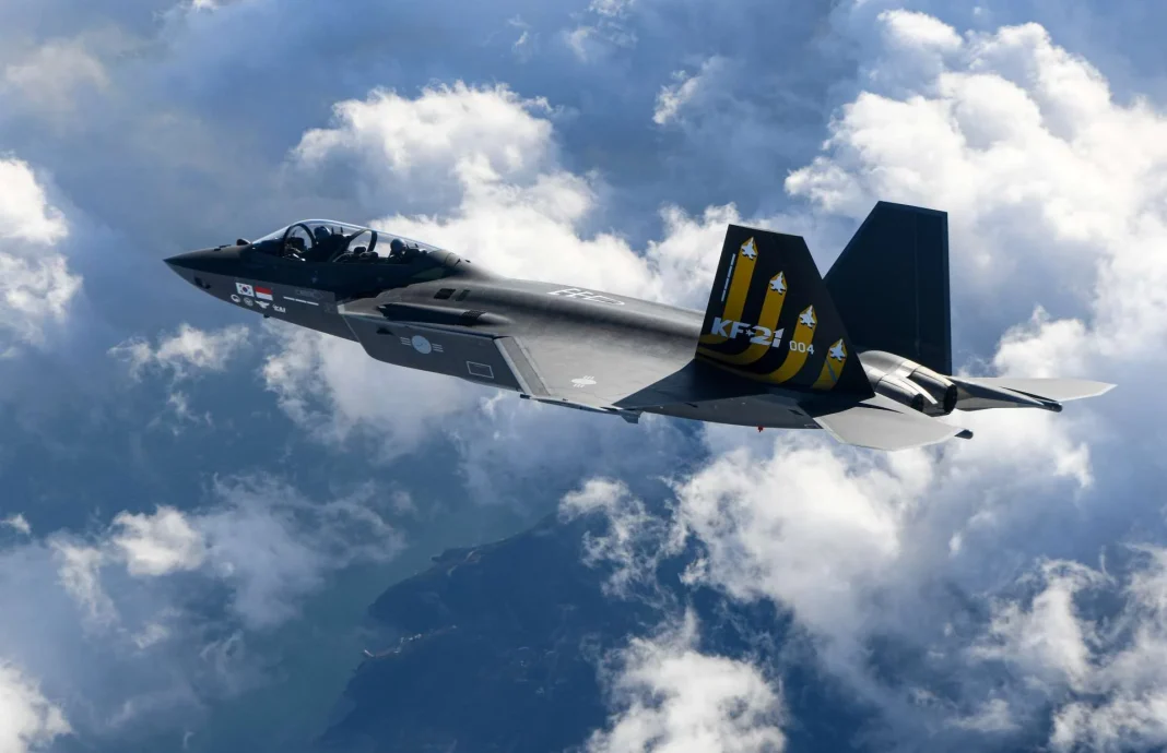 Güney Kore’nin KF-21 Uçağı, ADEX 2025’te Filipinler’i Etkiledi Güney Kore’nin KF-21 Uçağı, ADEX 2025’te Filipinler’i Etkiledi