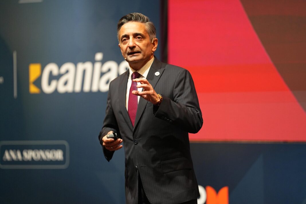 Prof.-Dr.-Hakan-Karataş