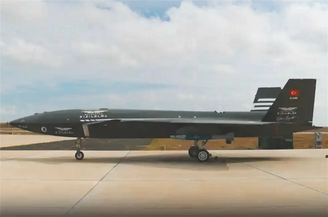 kızılelma bayraktar