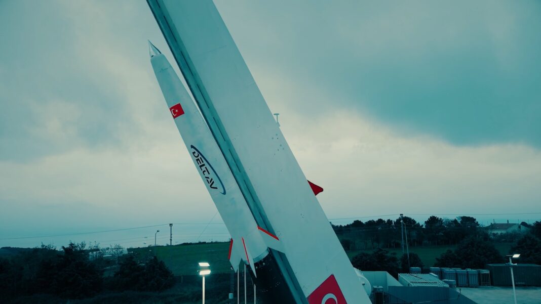 DeltaV’den Türkiye’de Bir İlk Yerli Ramjet Motoru Havada Başarıyla Ateşlendi