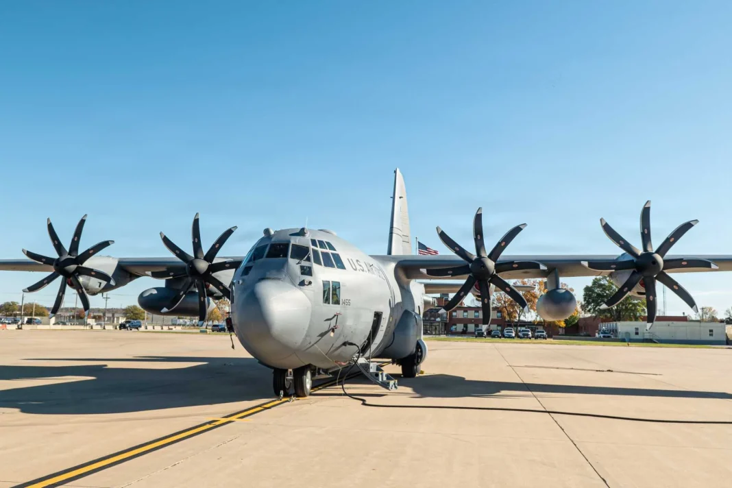 H3 C-130 Hercules