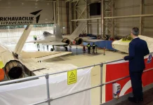 Milli Muharip Uçağın İki Prototipi Aynı Anda Sahneye Çıktı