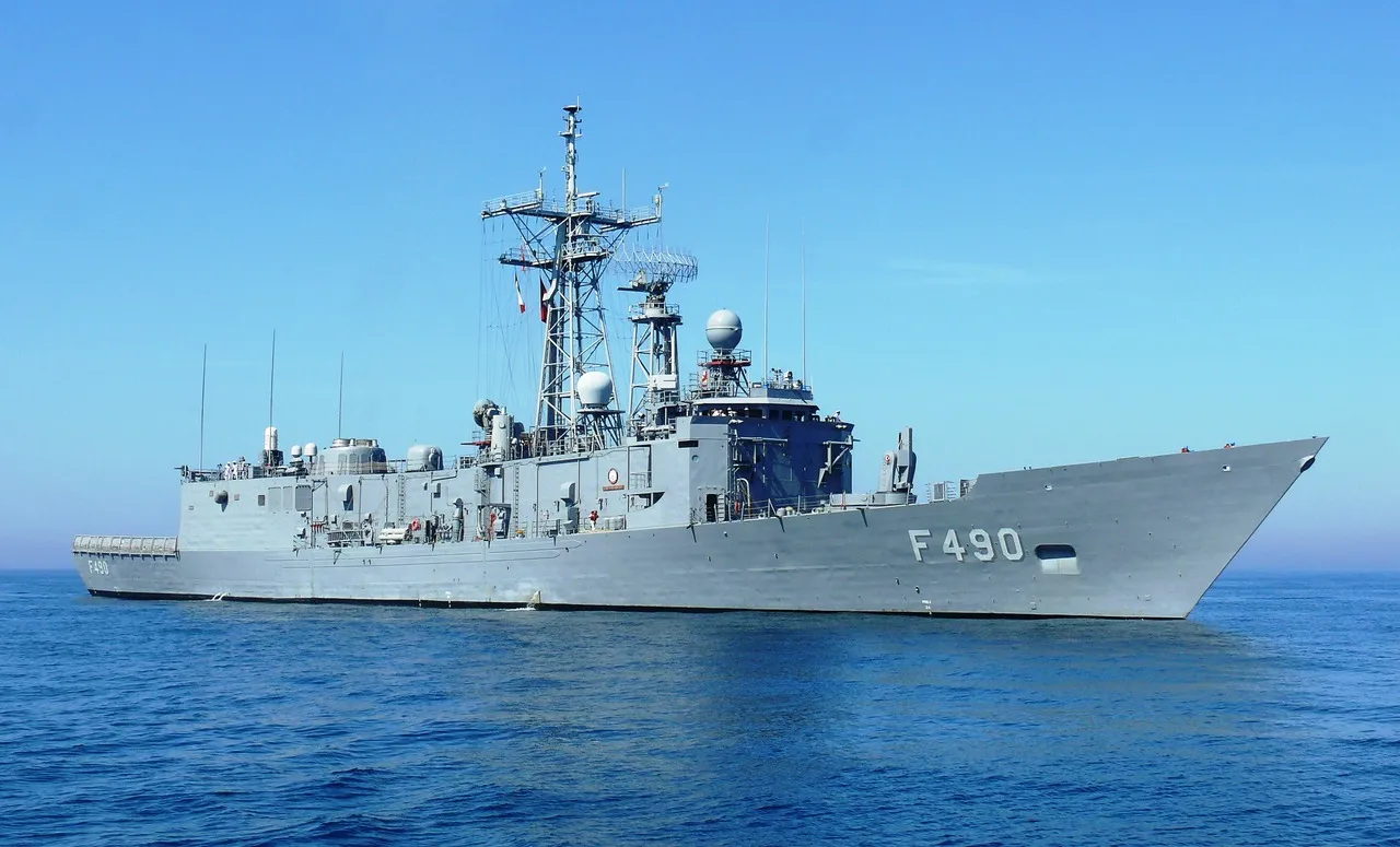 TCG Gaziantep F-490 Fırkateynindeki GENESIS ve ASELSAN Sistemleri İncelendi