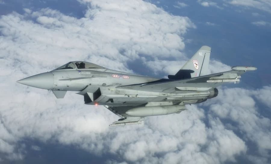 Türkiye’nin İlk Typhoon Pilotları İngiltere’de Eğitime Başladı