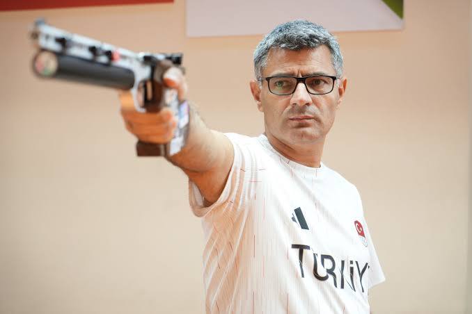 Yusuf Dikeç, Savunma Sanayisine AR-GE Danışmanı Olarak Katıldı