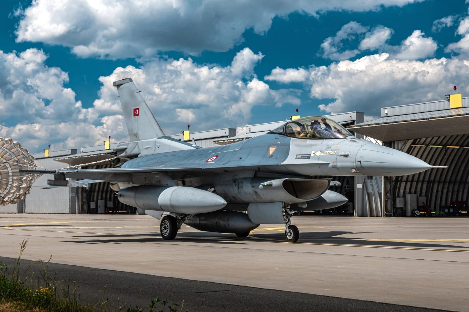 Türk F-16’ları Rus Uçakları İçin Havalandı