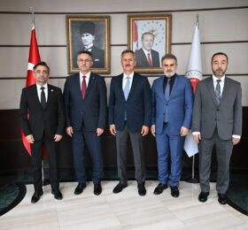Savunma Sanayii Başkanlığı Bursa Teknik Üniversitesi Rektörünü Ağırladı