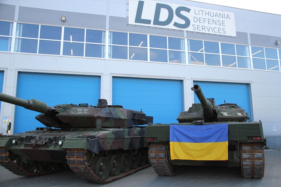 Rheinmetall-KNDS Hasarlı Leopard 2 Tanklarını Onararak Ukrayna’ya Gönderiyor