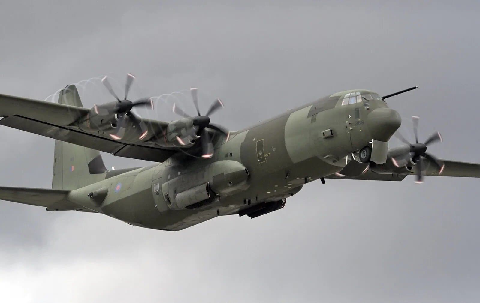 Türkiye, İngiltere’den 12 C-130J Super Hercules Alıyor
